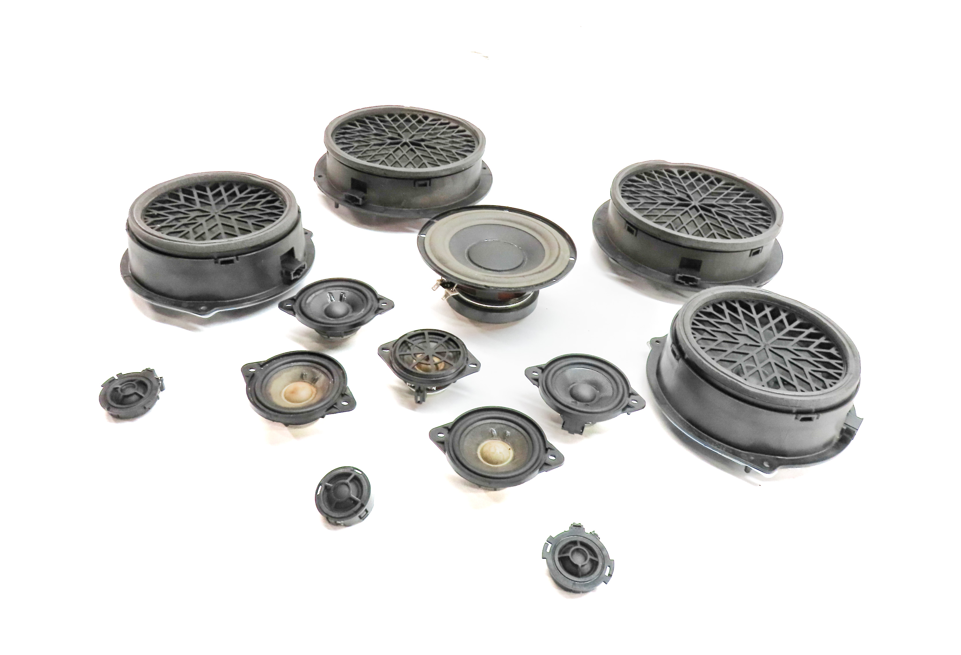 2015 AUDI Q5 (B8 8R) RADIO STEREO BANG & OLUFSEN SOUND SYSTEM SPEAKER SET/13 — exact item pictured